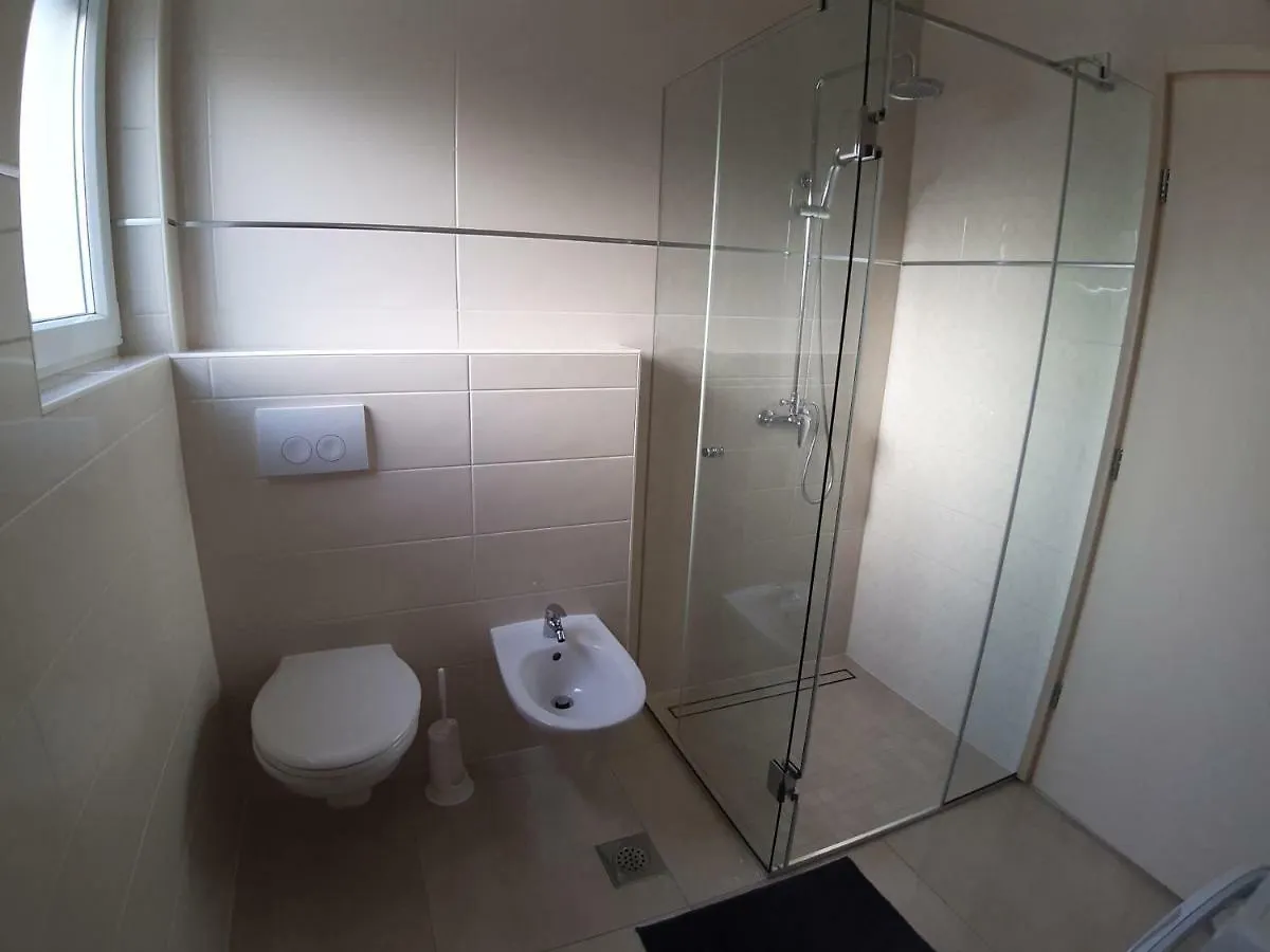 Apartman Ivana Порат 0*,